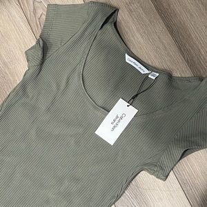 Calvin Klein Jeans Women's Ribbed Scoop Neck Top - Olive Green